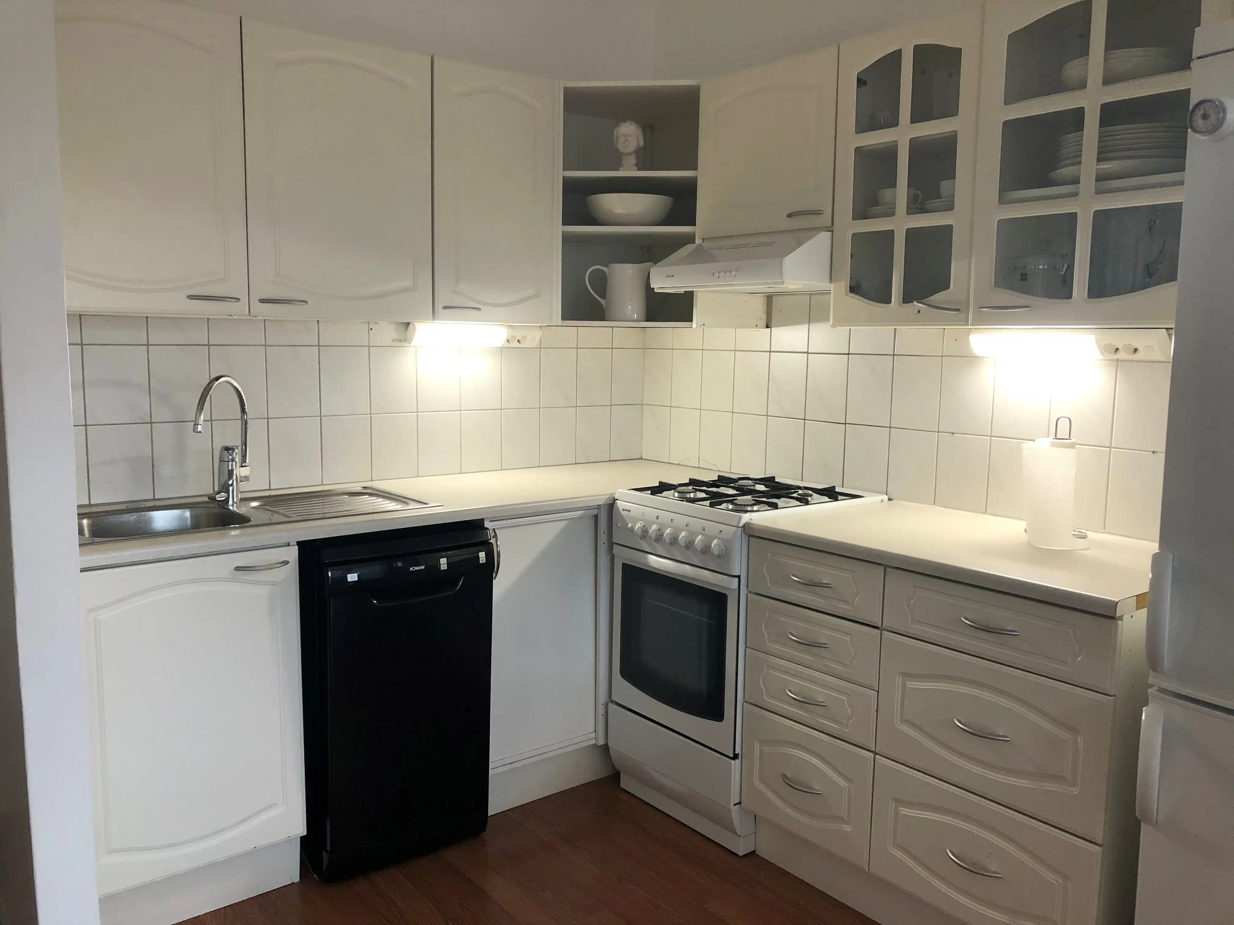 V33 Suojalakka työtasoille - Image 4