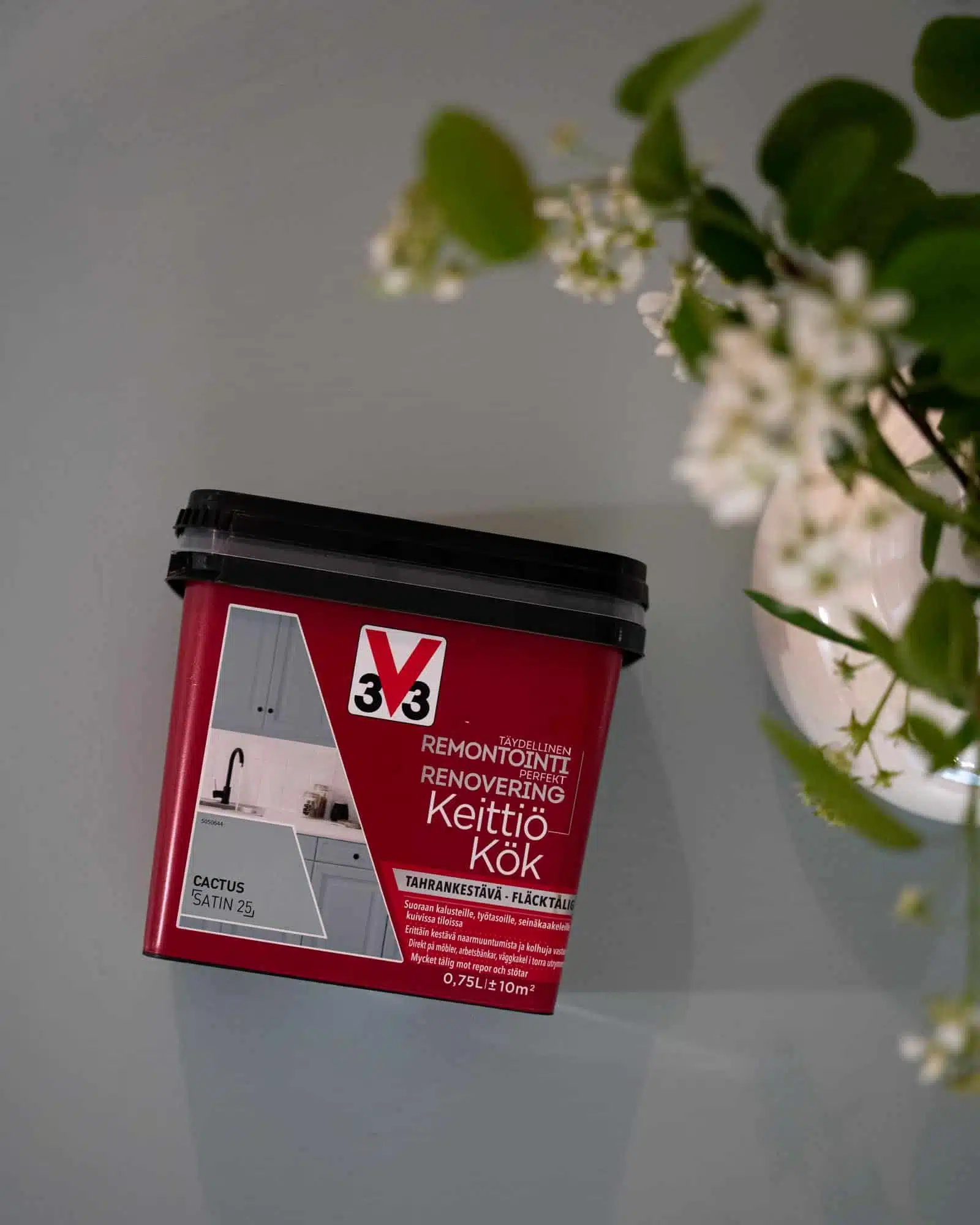 V33 Kalustemaali - Image 4